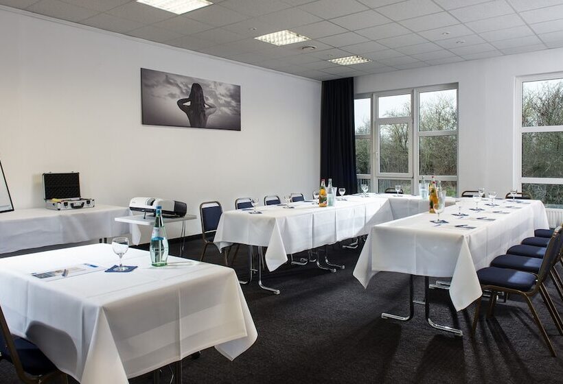 酒店 Good Morning + Bad Oldesloe