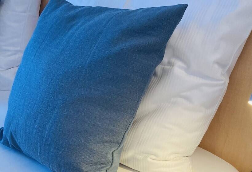 酒店 Good Morning + Bad Oldesloe