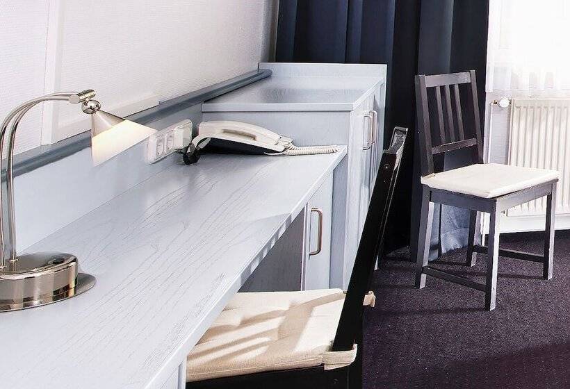 酒店 Good Morning + Bad Oldesloe