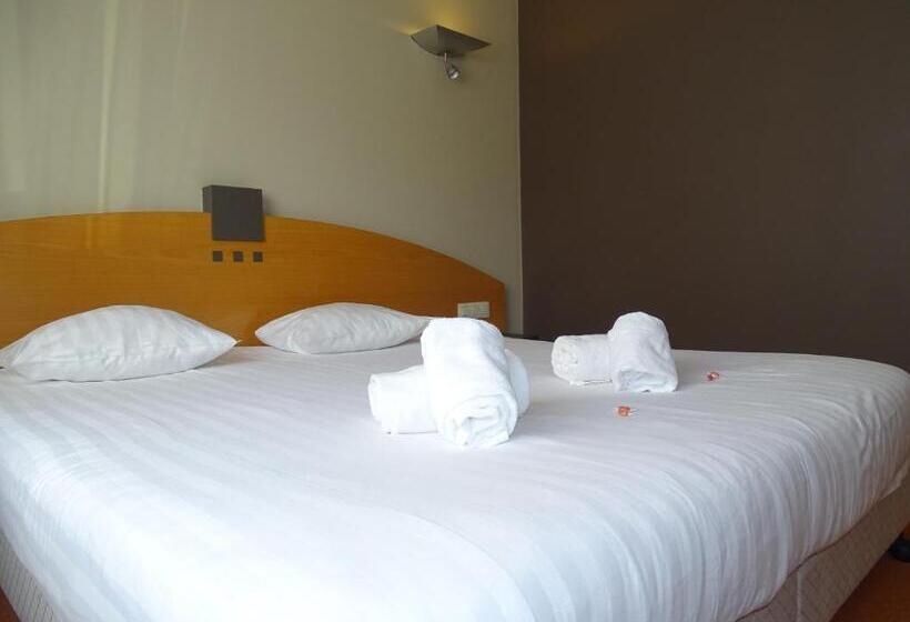 فندق Sleep & Go Brussels Expo