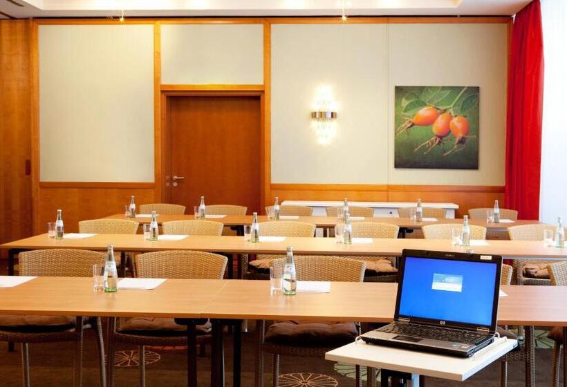 Отель Vienna House By Wyndham Baltic Stralsund