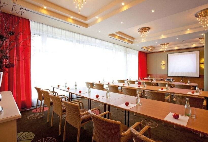 Отель Vienna House By Wyndham Baltic Stralsund