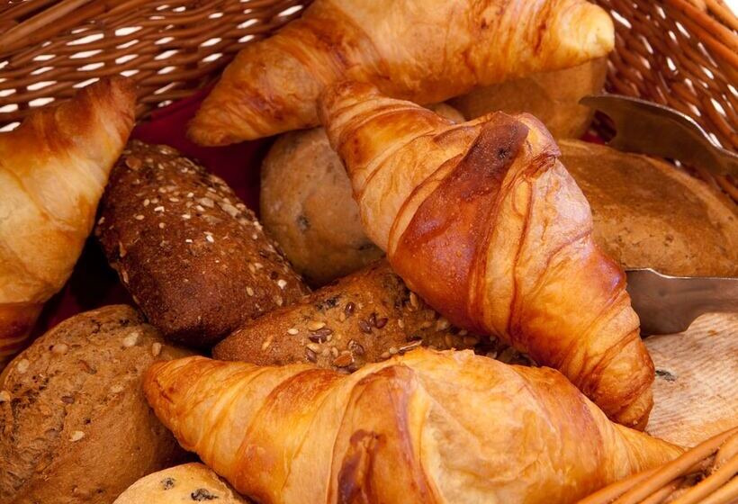 Отель Vienna House By Wyndham Baltic Stralsund