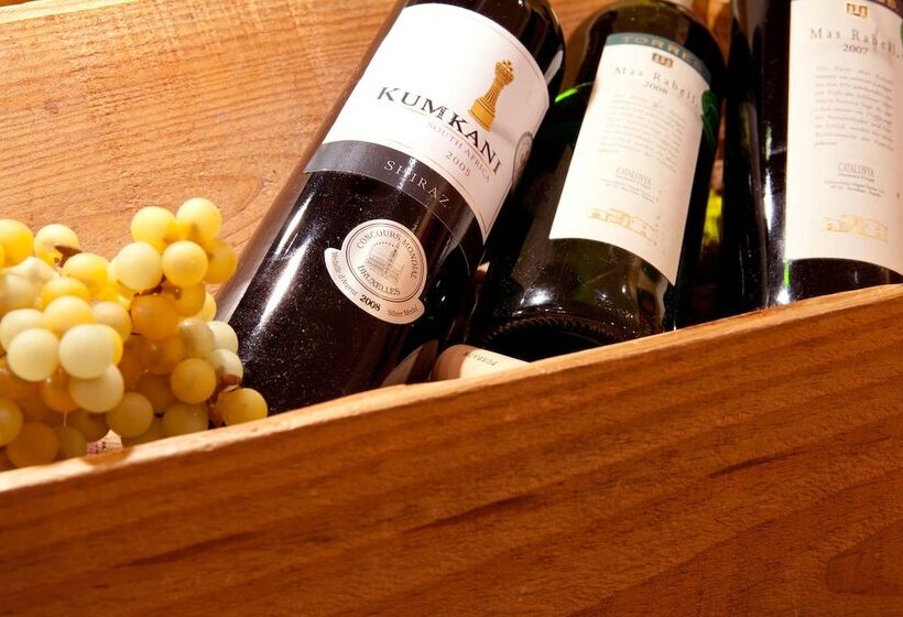 Отель Vienna House By Wyndham Baltic Stralsund