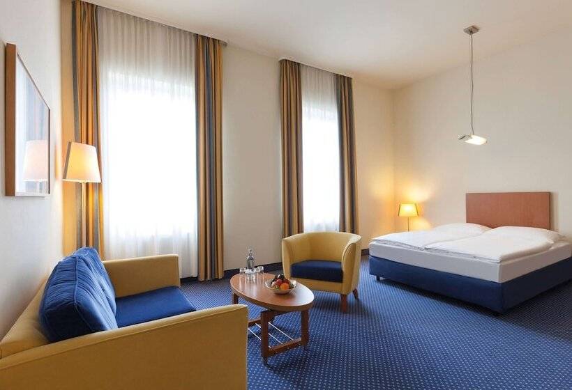 Отель Vienna House By Wyndham Baltic Stralsund