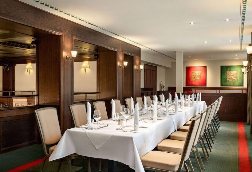 בית מלון כפרי Vienna House By Wyndham Thüringer Hof Eisenach