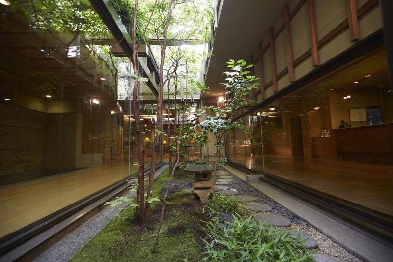 בית מלון כפרי Wakamatsu Hot Spring Resort