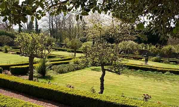 فندق Waren House