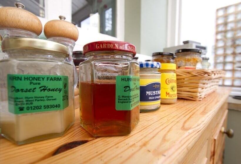 ホテル Westwood House