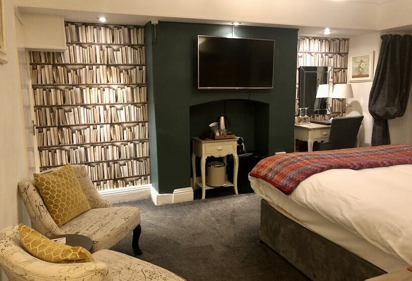 فندق Westwood House