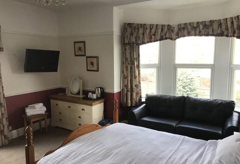 فندق Winston Manor