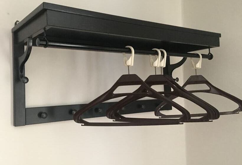 فندق Winston Manor