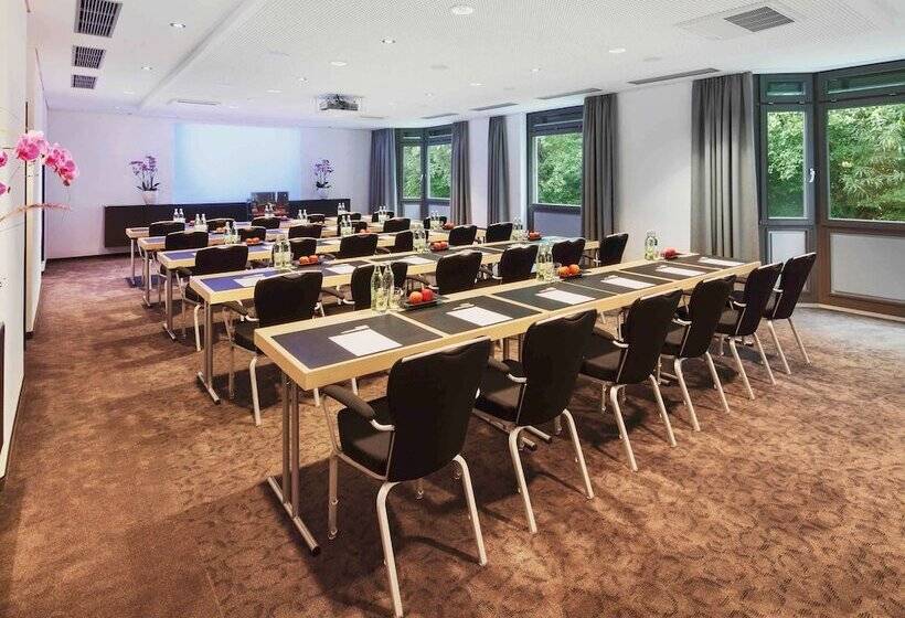 Mövenpick Hotel München Airport