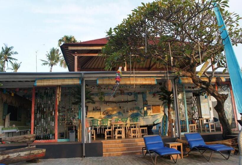 אתר נופש At The Beach Candidasa