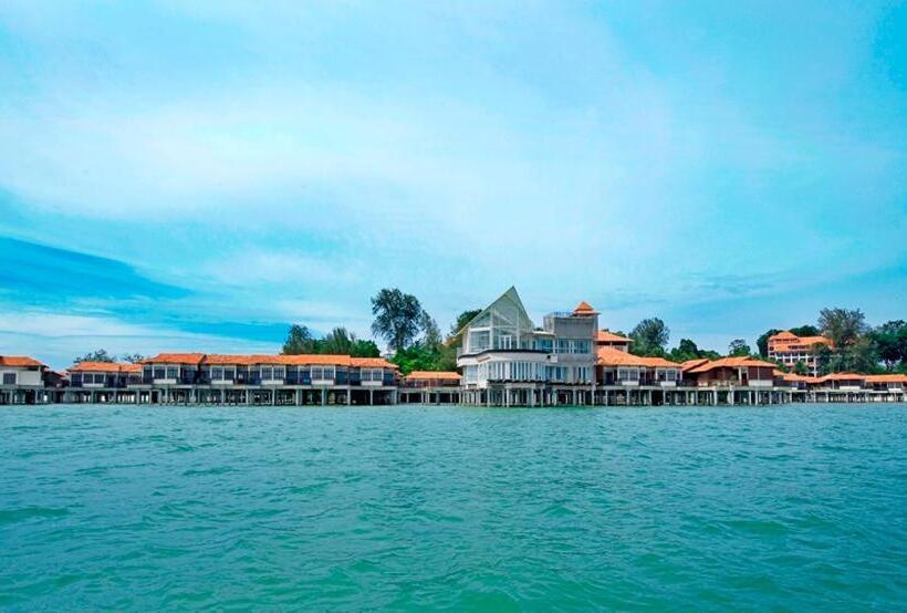 استراحتگاه Avillion Port Dickson