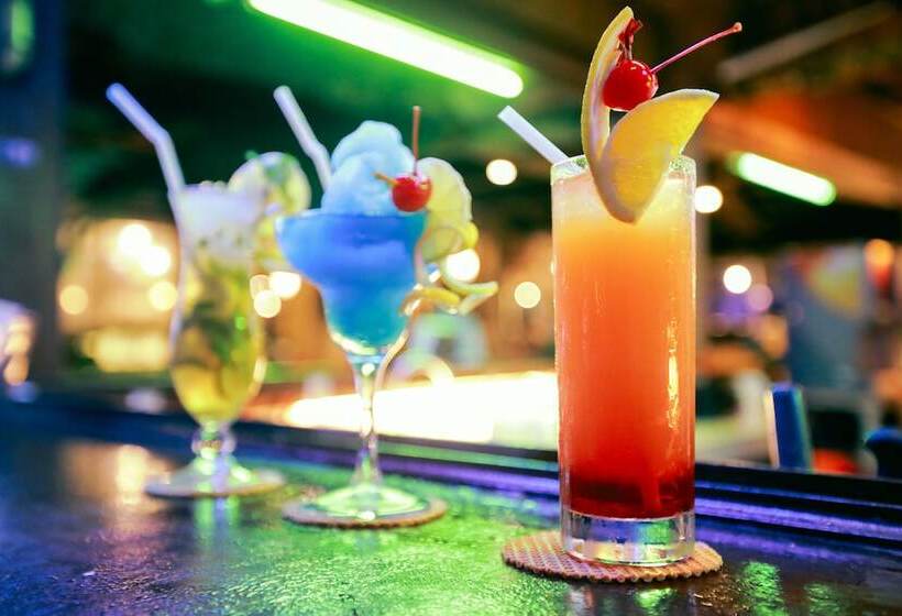 Resort Paradise Garden Hotel And Convention Center Boracay Powered By Aston