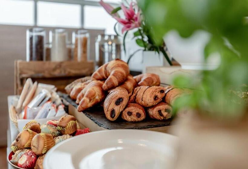 Garner Hotel Berlin - Spandau