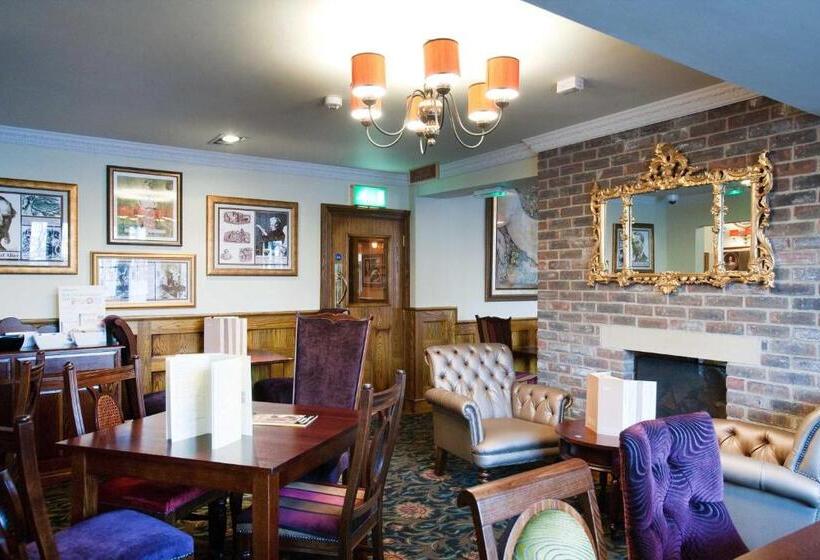 The Unicorn Hotel Wetherspoon