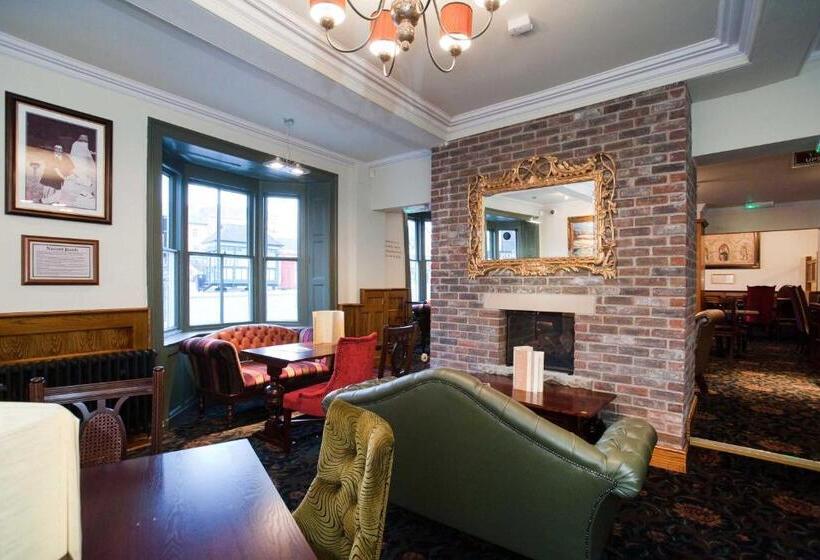 The Unicorn Hotel Wetherspoon