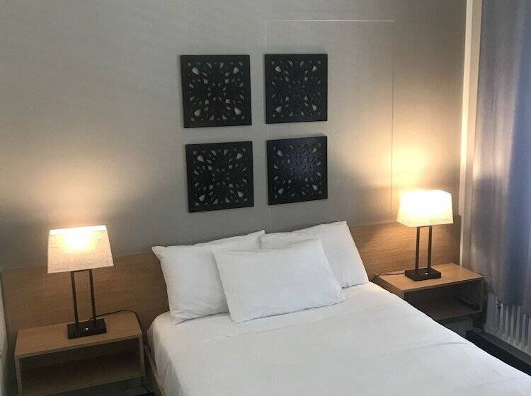 Touchstone Hotel   City Center