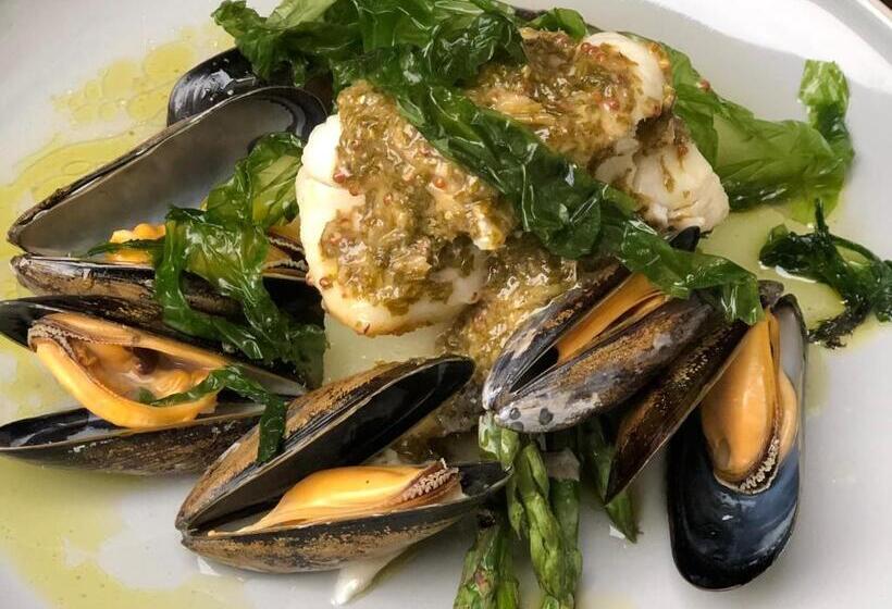 Farthings Country House Hotel & Restaurant Tunton