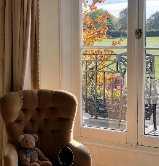 Farthings Country House Hotel & Restaurant Tunton