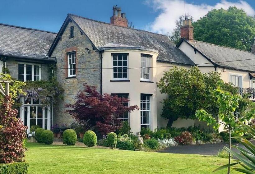 Farthings Country House Hotel & Restaurant Tunton