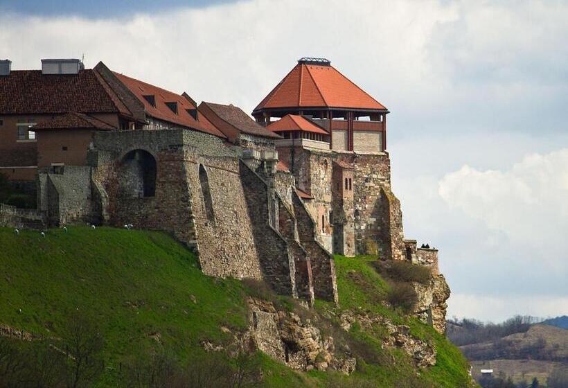 Отель Alabárdos Panzió és Apartmanház