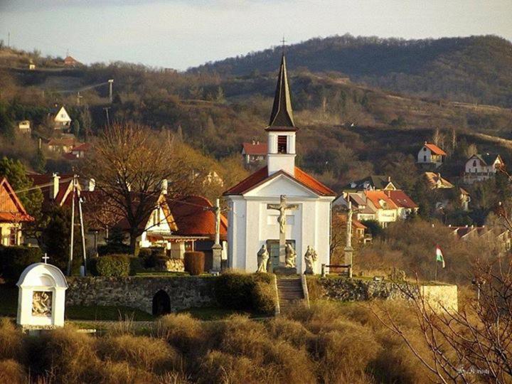 Отель Alabárdos Panzió és Apartmanház