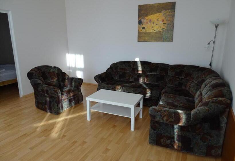 Отель Alabárdos Panzió és Apartmanház