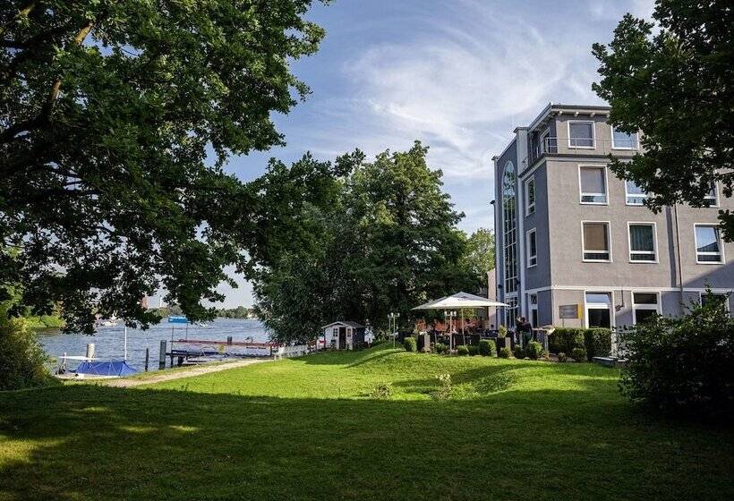 ホテル Am Schloß Köpenick By Golden Tulip