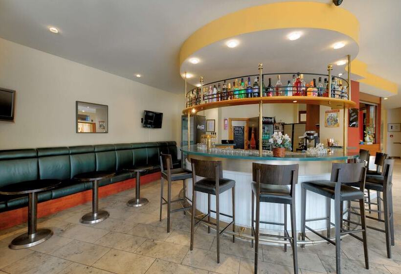 ホテル Am Schloß Köpenick By Golden Tulip