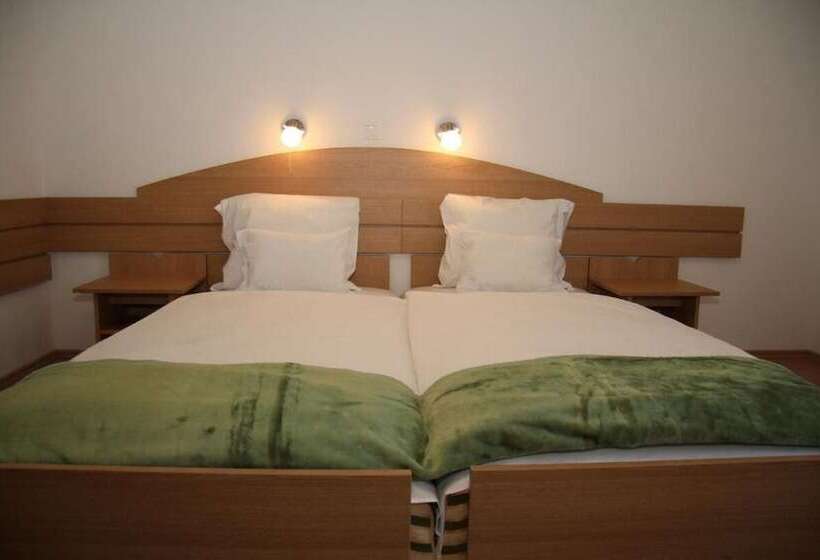 فندق Bagoly Fogado