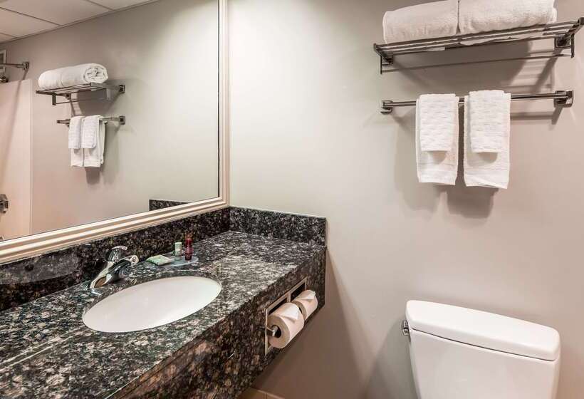 בית מלון כפרי Best Western Danbury/bethel