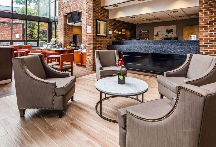 בית מלון כפרי Best Western Danbury/bethel