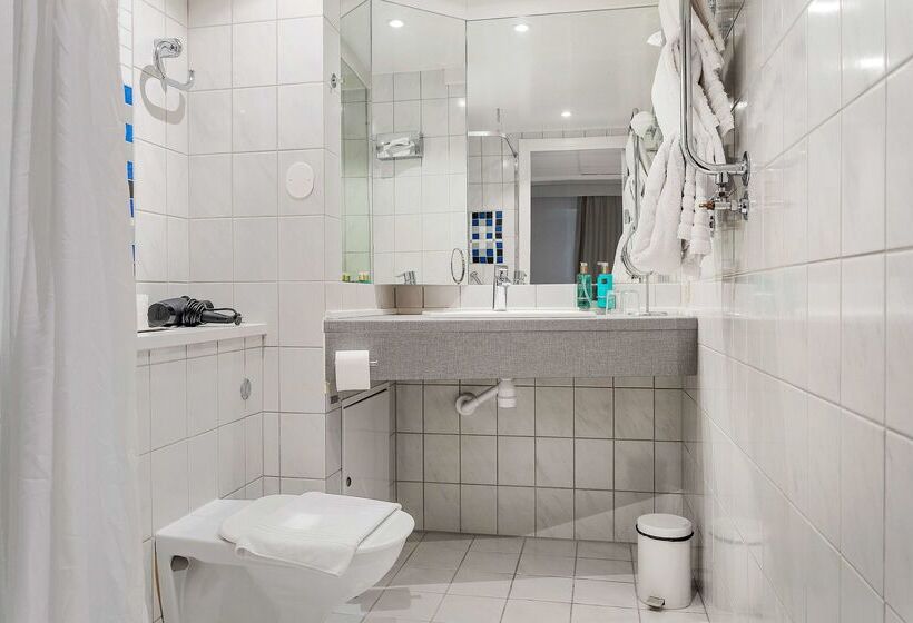 Best Western Plus Hotel Plaza