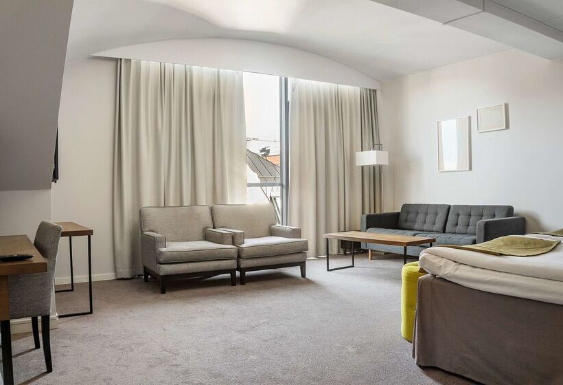 Best Western Plus Hotel Plaza