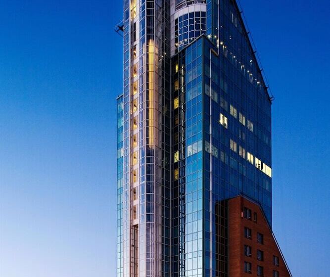 Best Western Plus Hotel Plaza