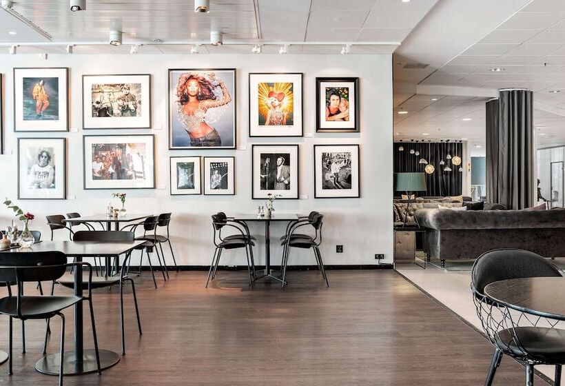 Best Western Plus Hotel Plaza