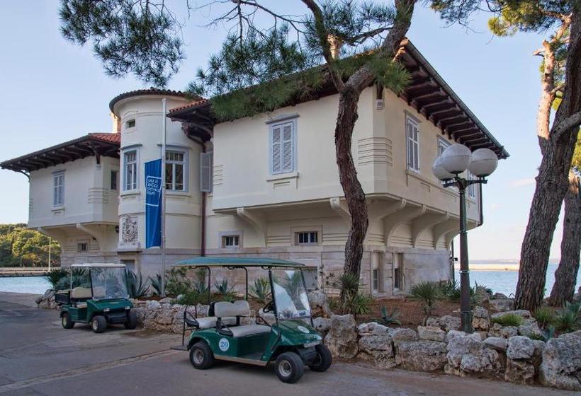 בית מלון כפרי Brijuni Rooms Karmen