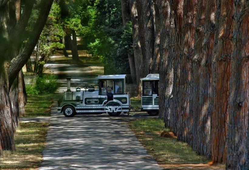 בית מלון כפרי Brijuni Rooms Karmen