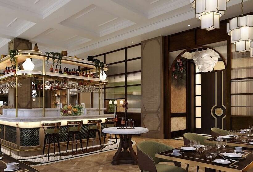 Отель Cape Grace, A Fairmont Managed