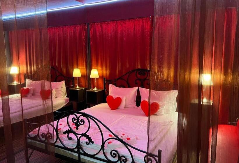 فندق Corvin