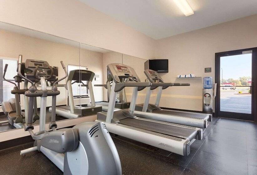 فندق Country Inn & Suites By Radisson, Florence, Sc