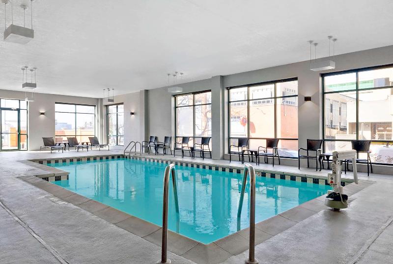 בית מלון כפרי Doubletree By Hilton Davenport