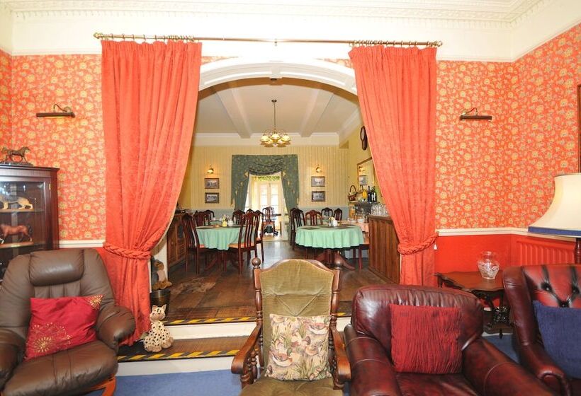 酒店 Edderton Hall Country House