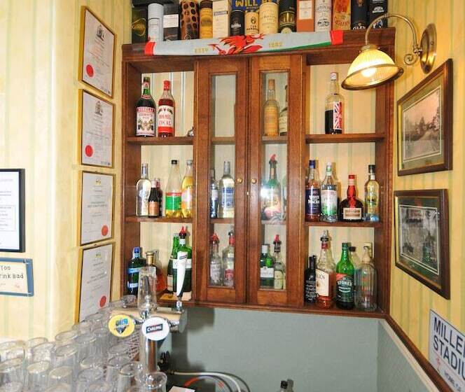 בית מלון כפרי Edderton Hall Country House