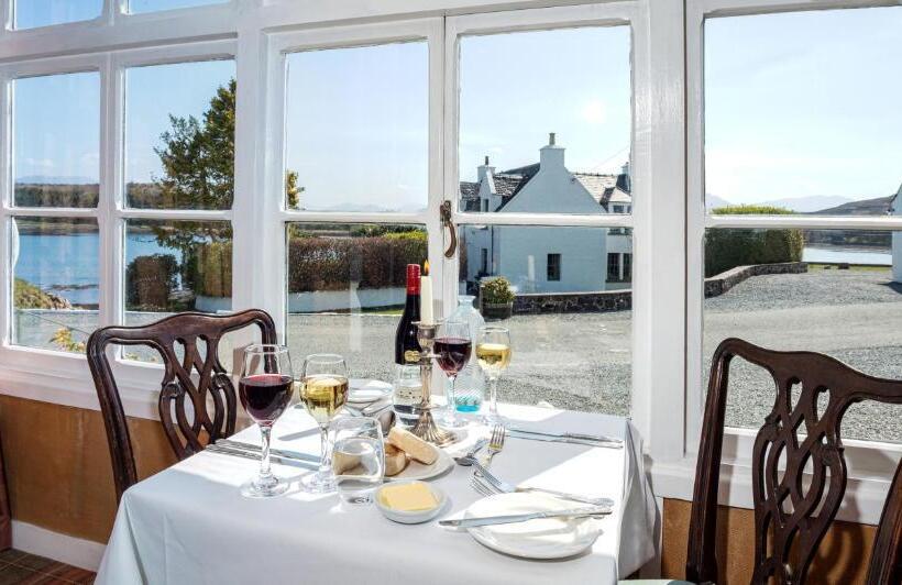 Отель Eilean Iarmain