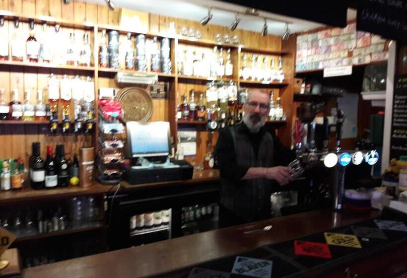 Отель Eilean Iarmain