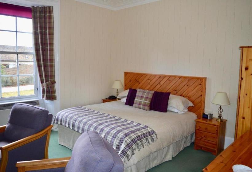 בית מלון כפרי Fairwinds